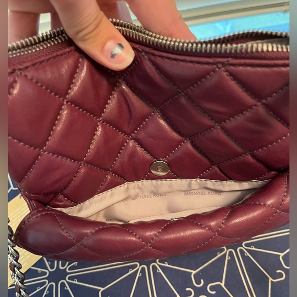 Plum Purple Michael Kors Crossbody Quilted Purse with Chain Strap Detail - Picture 5 of 15